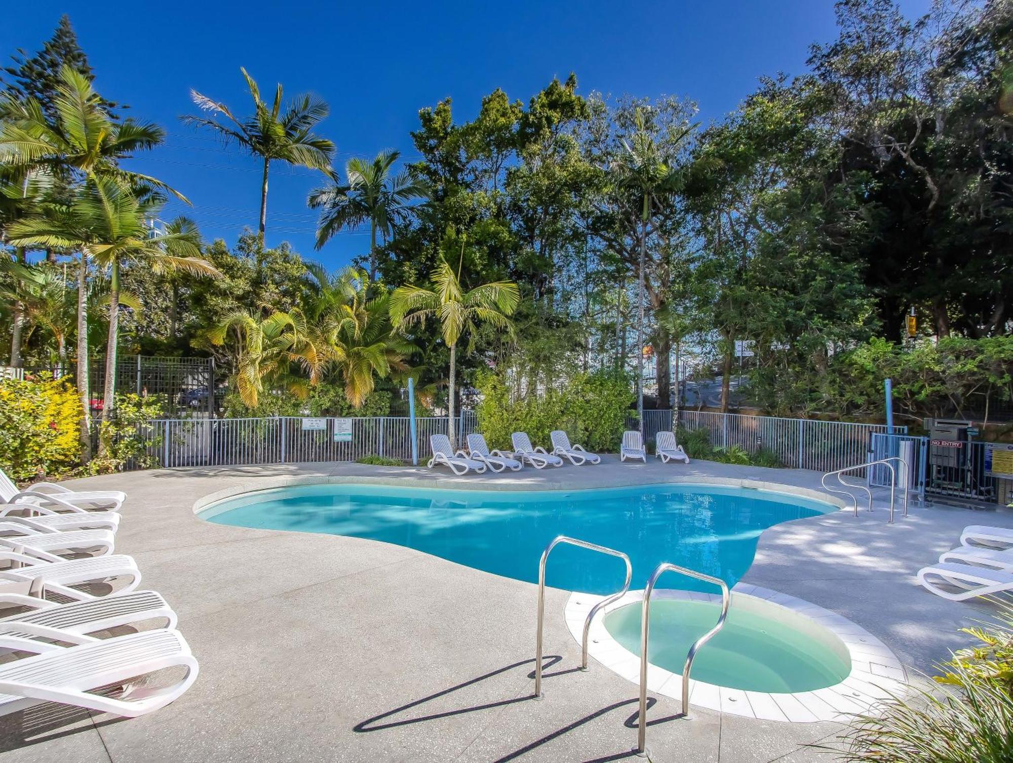 Bella Mare Coolangatta Beachside Apartments 골드코스트 외부 사진