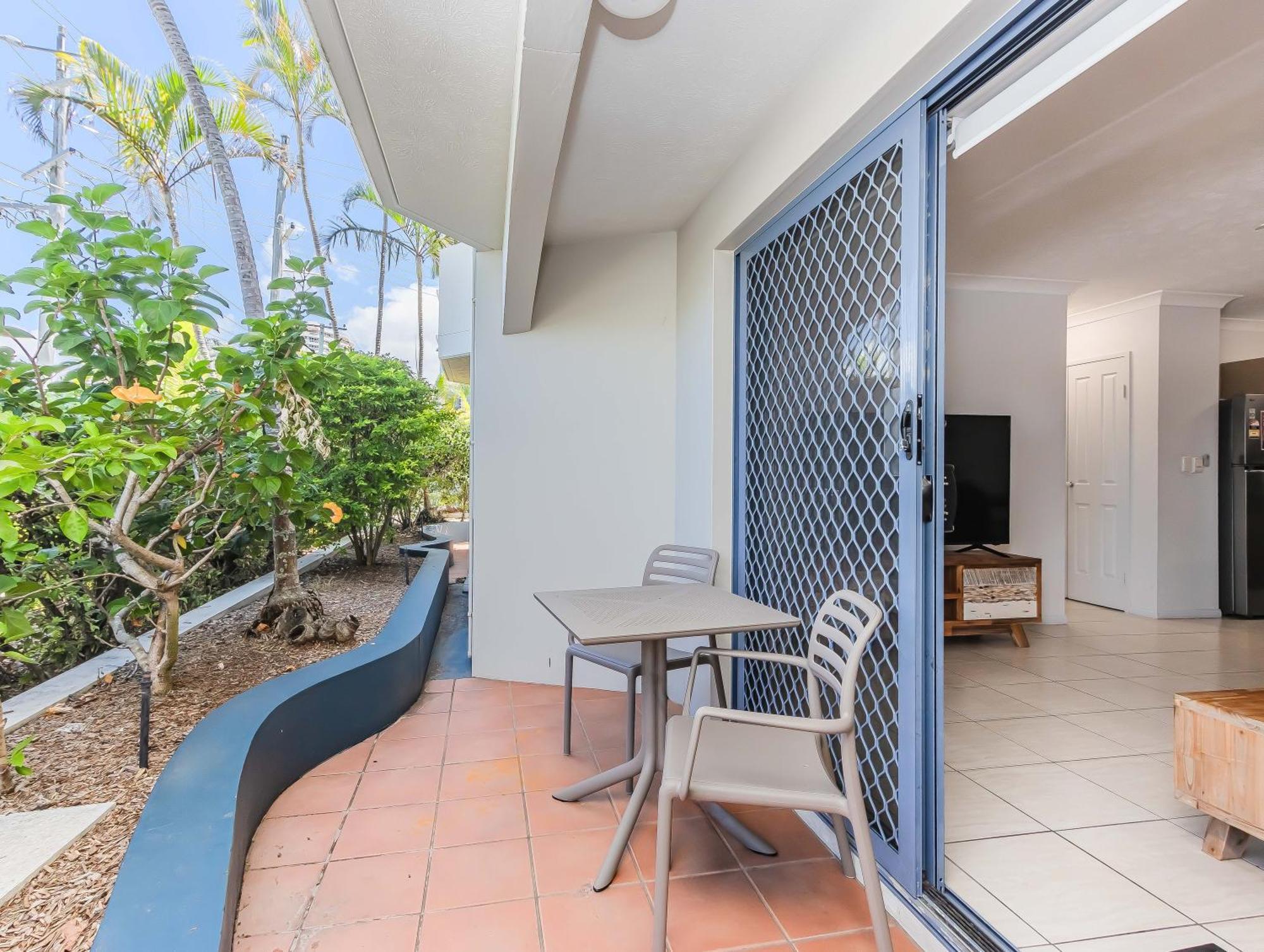 Bella Mare Coolangatta Beachside Apartments 골드코스트 외부 사진