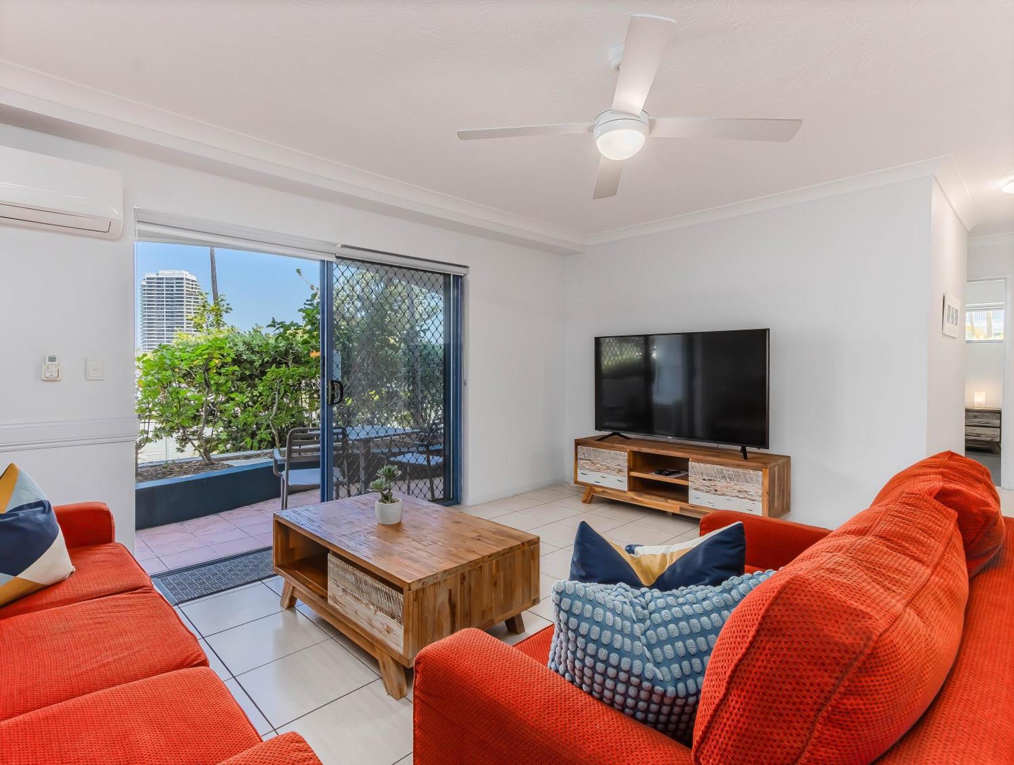 Bella Mare Coolangatta Beachside Apartments 골드코스트 외부 사진