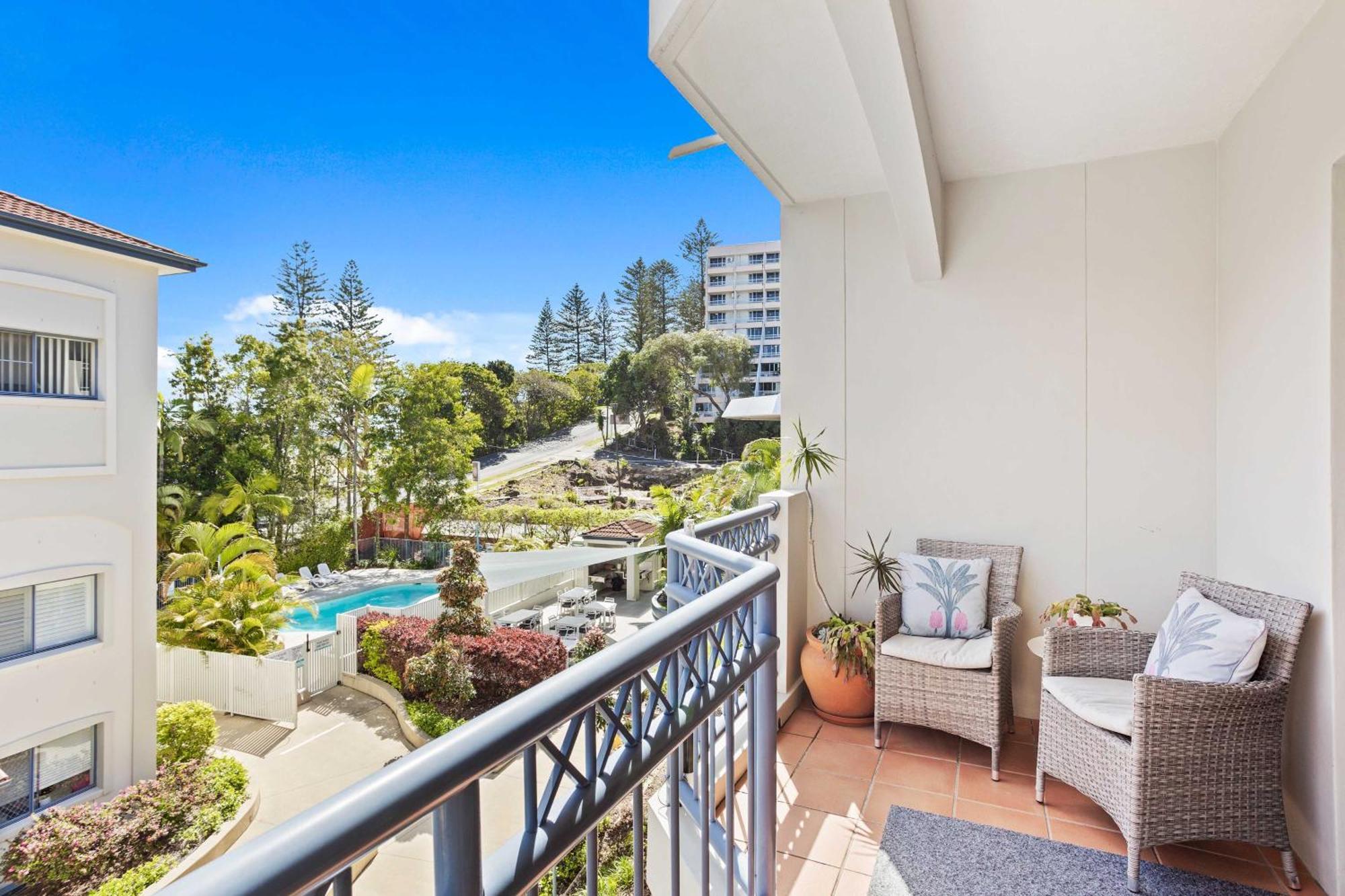 Bella Mare Coolangatta Beachside Apartments 골드코스트 외부 사진