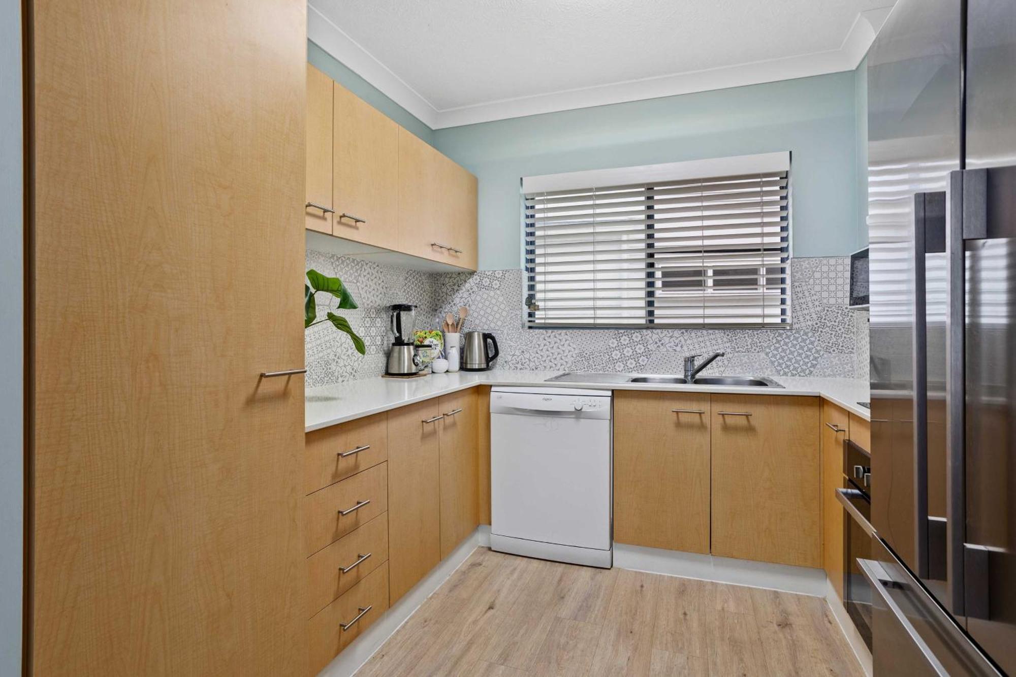 Bella Mare Coolangatta Beachside Apartments 골드코스트 외부 사진
