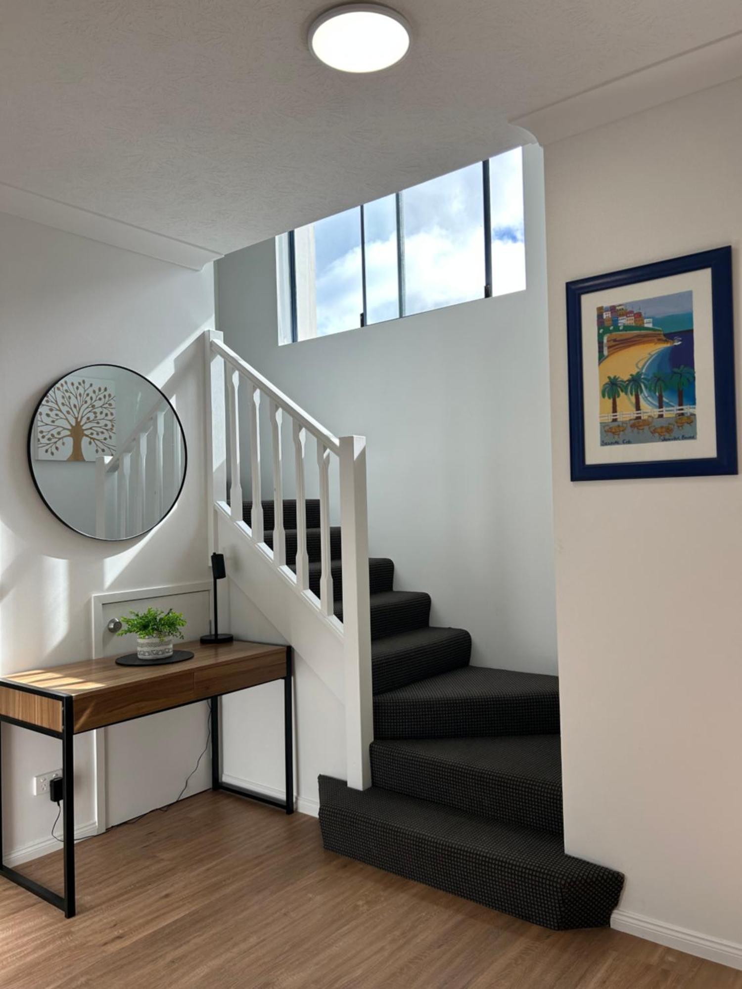 Bella Mare Coolangatta Beachside Apartments 골드코스트 외부 사진