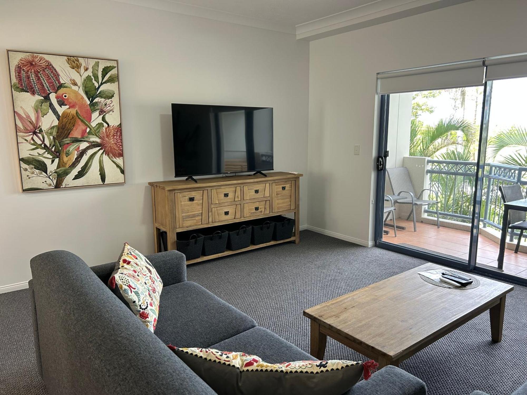 Bella Mare Coolangatta Beachside Apartments 골드코스트 외부 사진